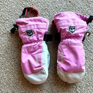 Hestra women’s gloves